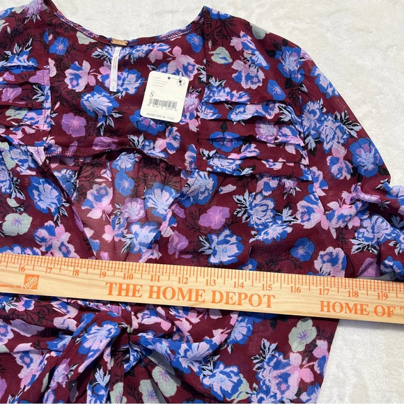 FREE PEOPLE Maybel Top Ruffled Sheer Shiraz Floral Size Small NWT - Picture 6 of 7